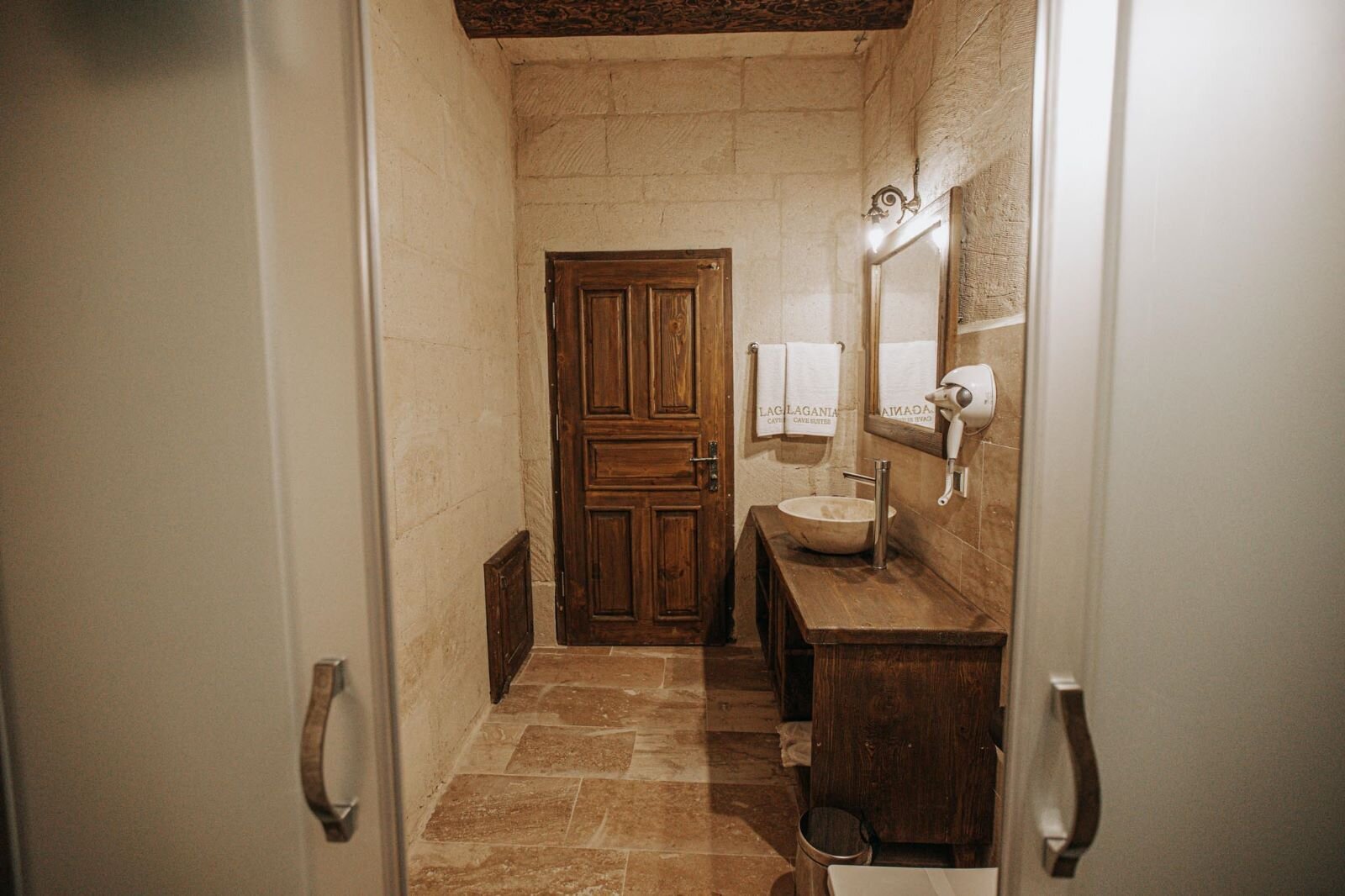 Superior Stone Room