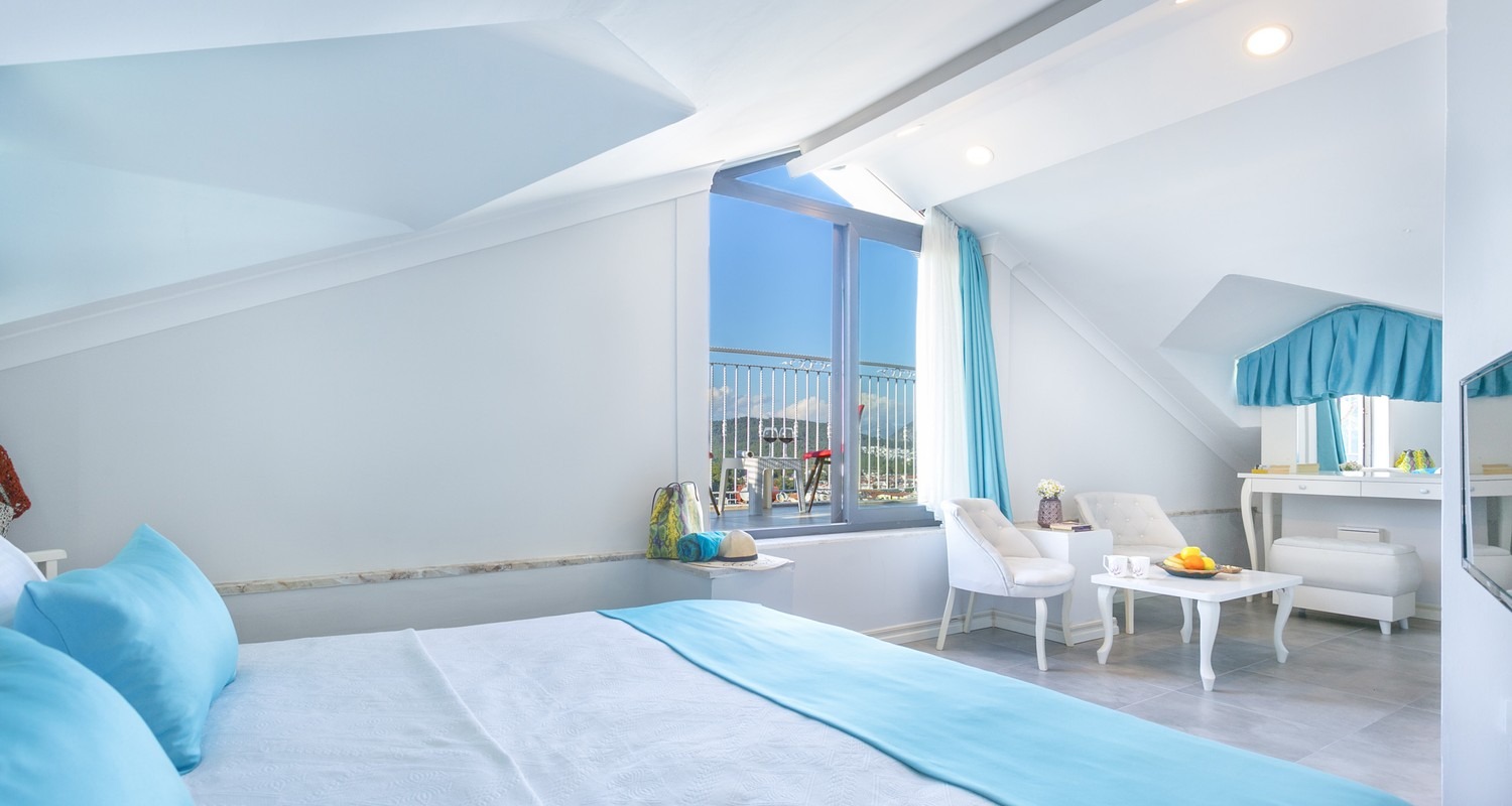 Roof Luxury Room