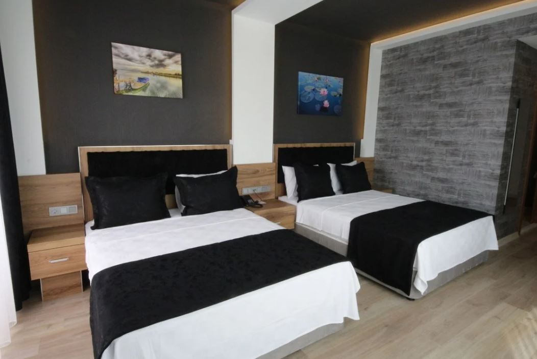 İki Ayrı Yataklı Oda