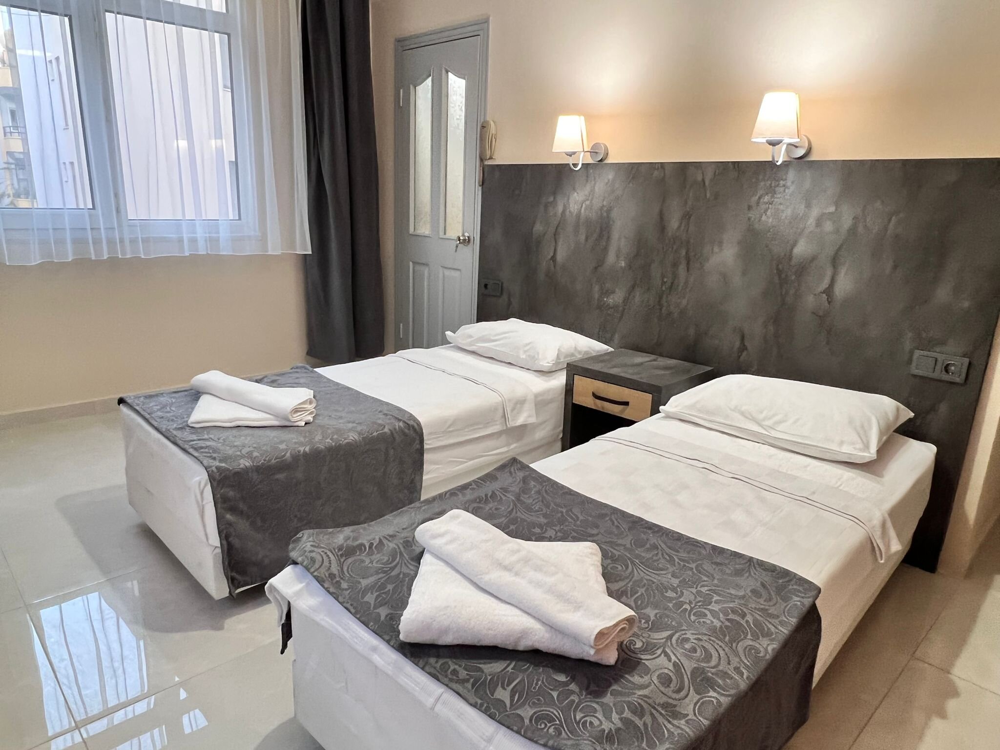 Anna Queen Hotel