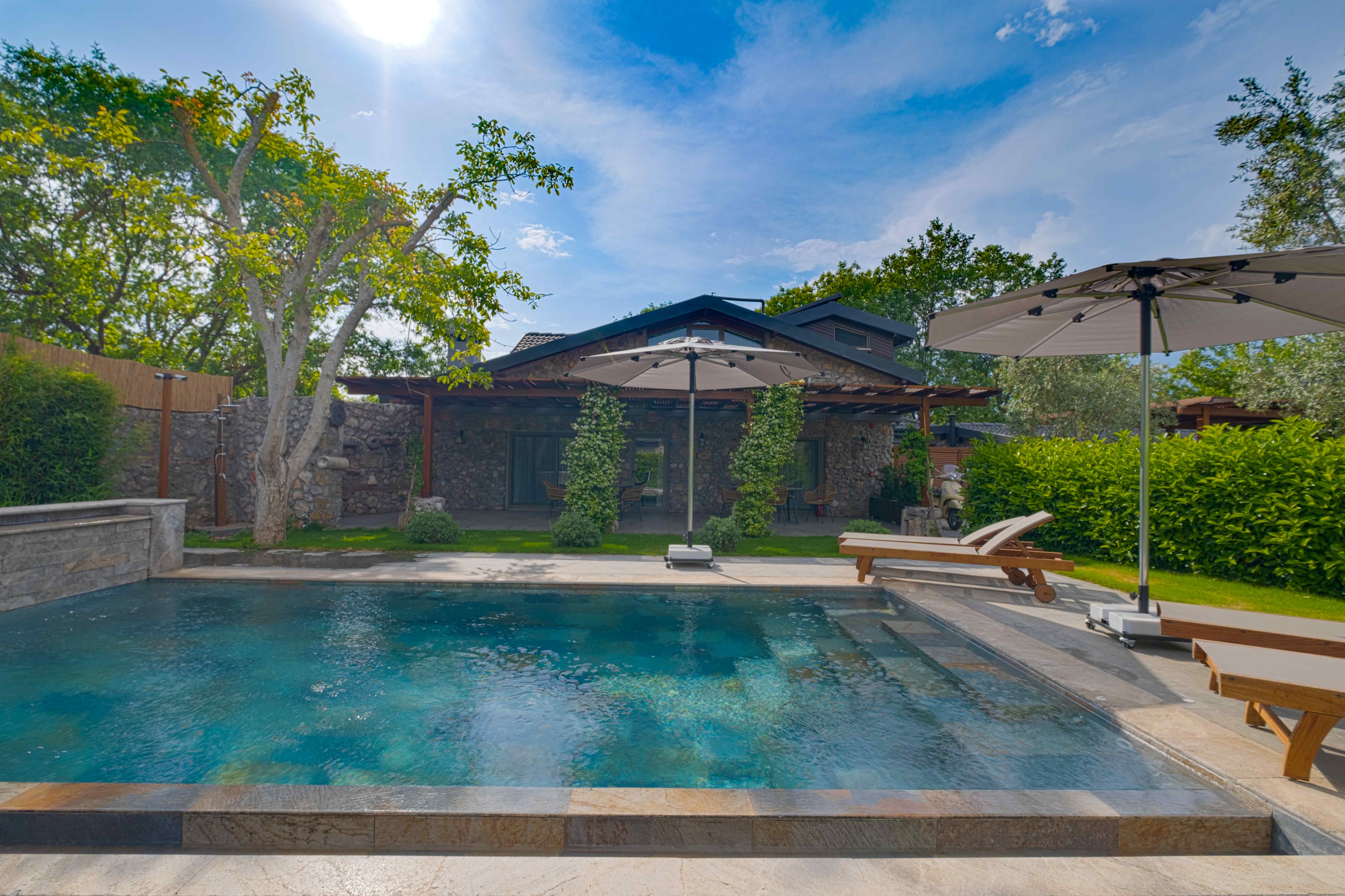 Villa Dublex Room, Pool View