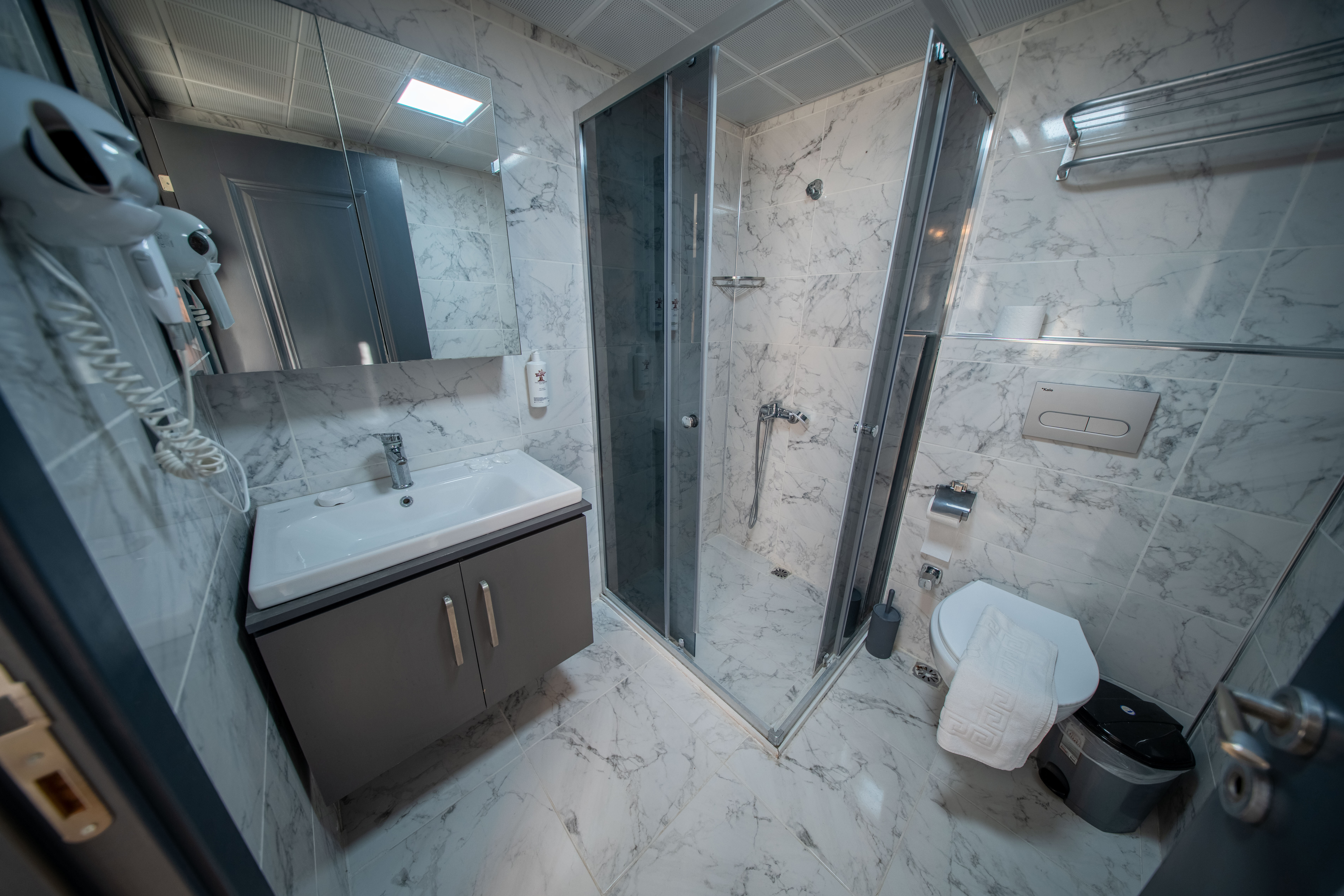 Deluxe Jacuzzi Room