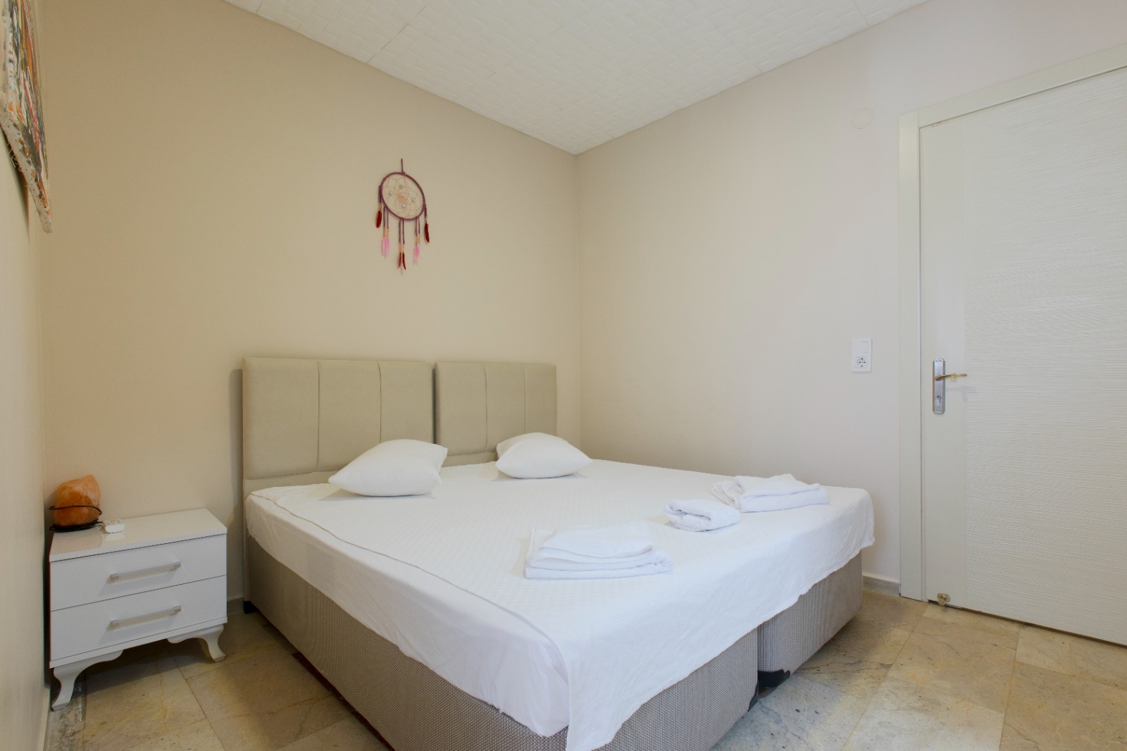 Standard Room, Courtyard View (3 Person)