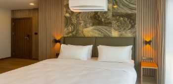 Positive Otel · 18