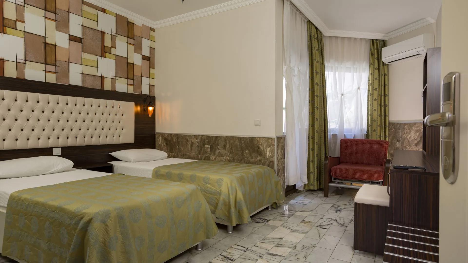 Mg Club Akman Beach Hotel