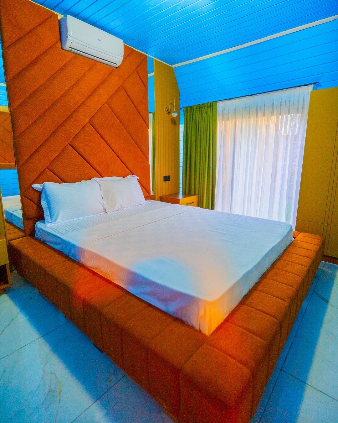 2+1 Isıtmalı Havuzlu Jakuzili Bungalow