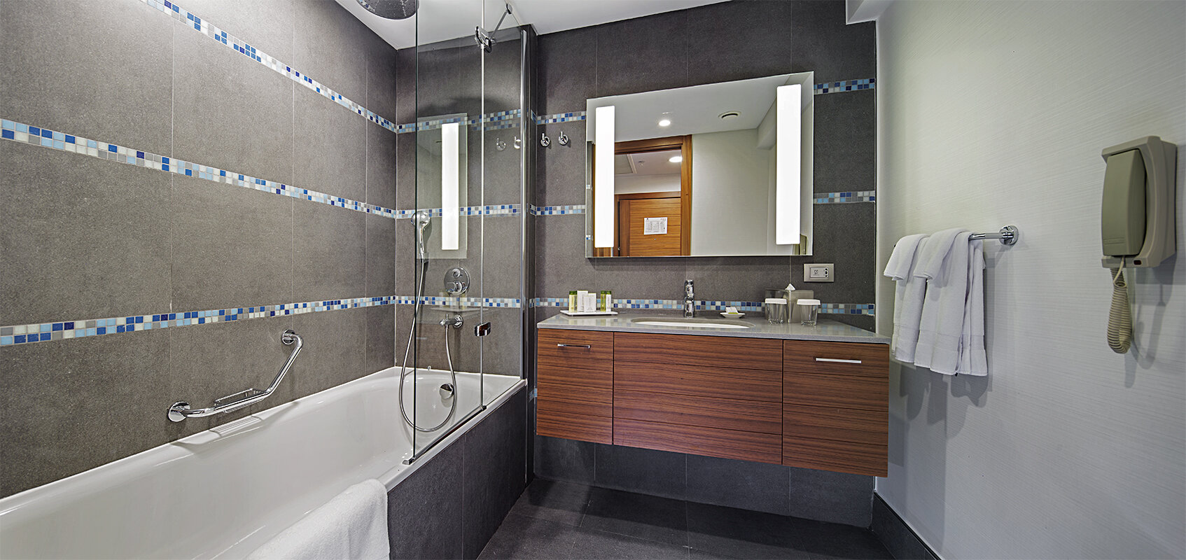 DoubleTree by Hilton Kuşadası · 40