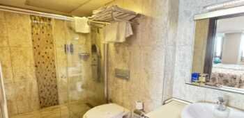 Golden Lounge Hotel · 60