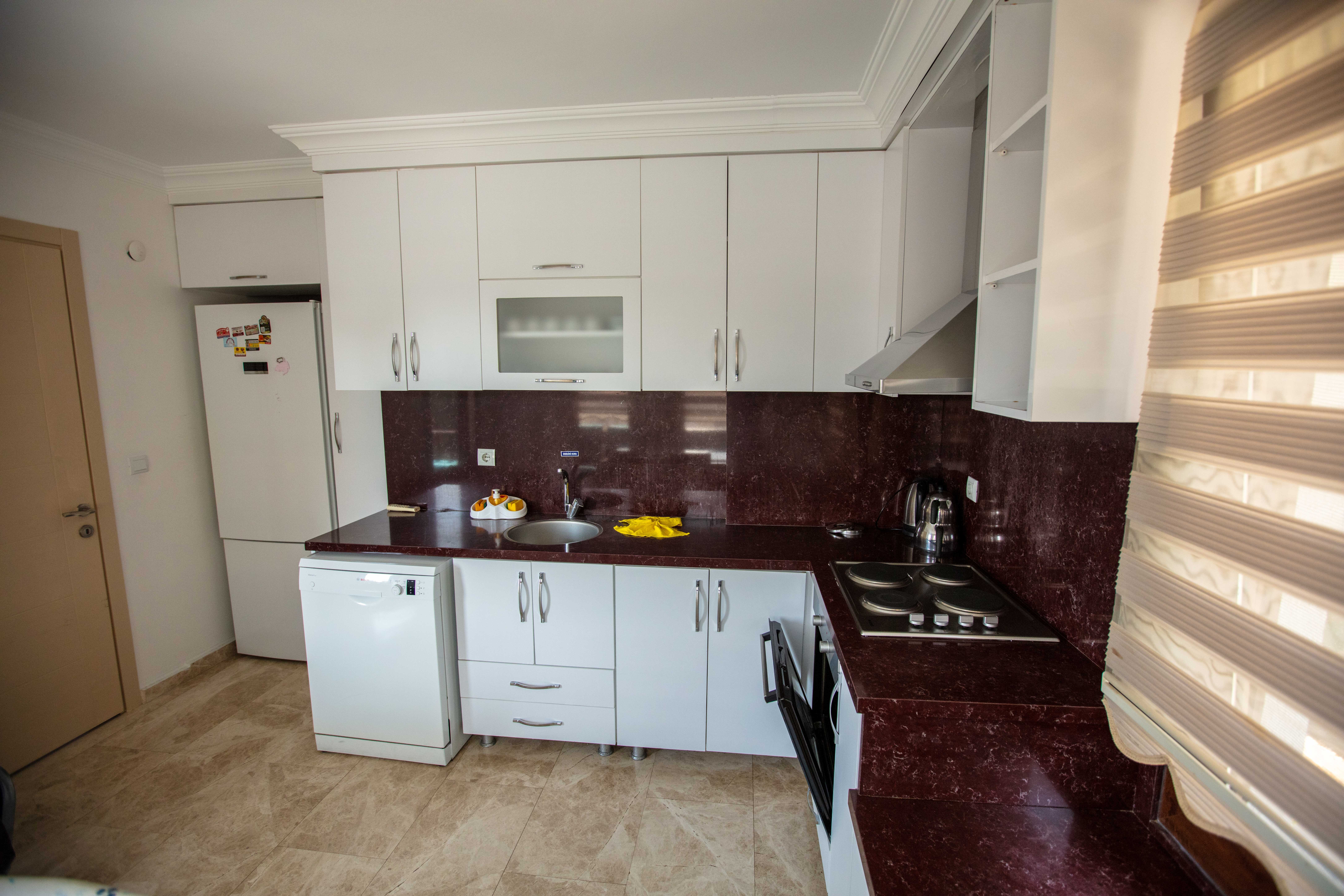 Altı Kişilik Apart Daire