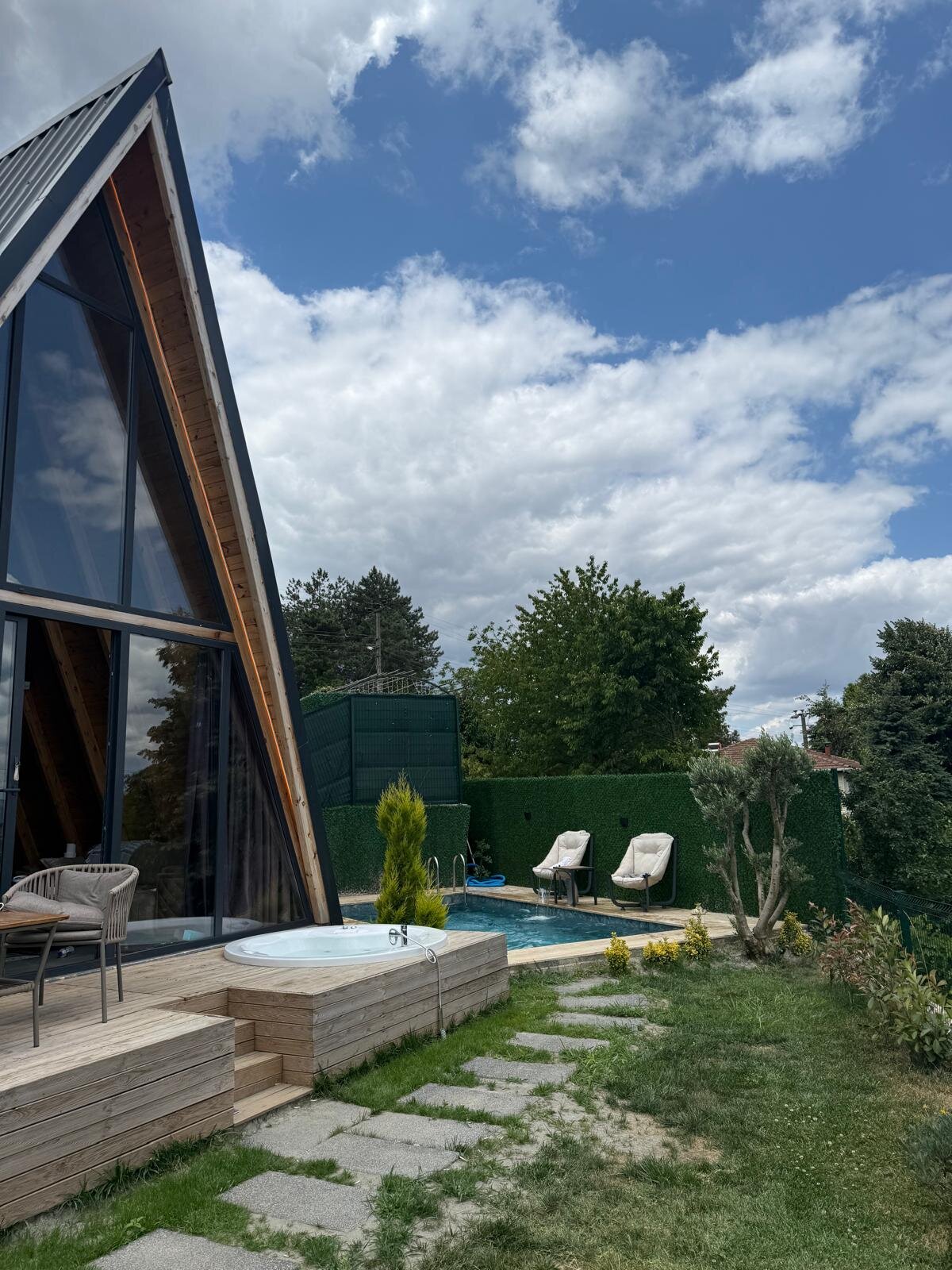 2+1 Özel Havuzlu Jakuzili Bungalov ( 1 )