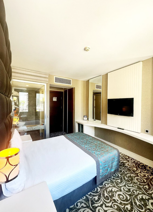 Taksim Line Hotel · 3