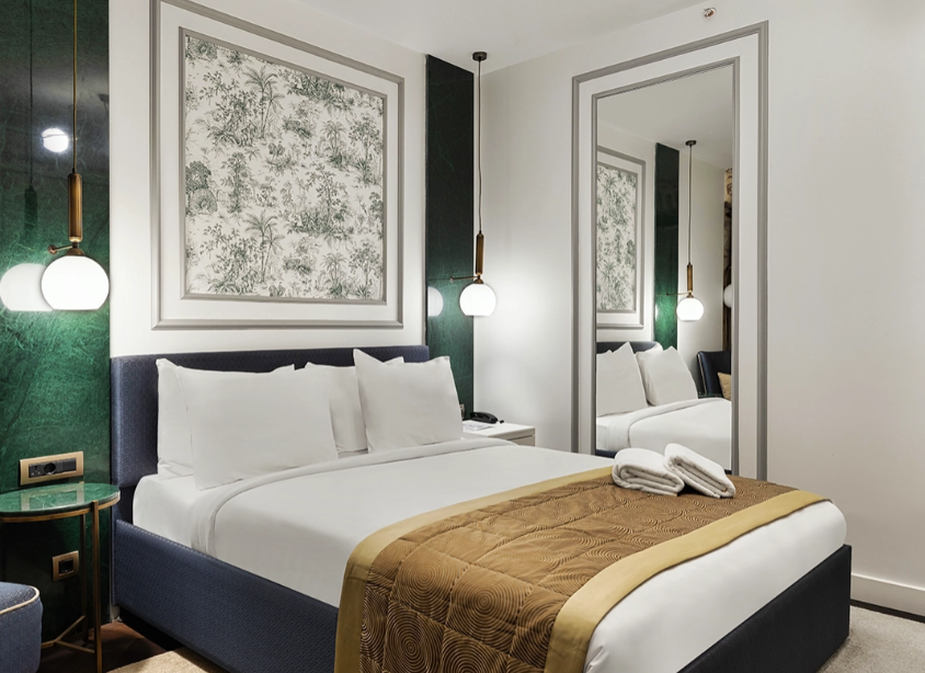 Deluxe Room (Balcony)