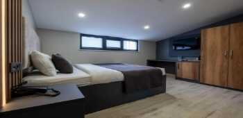 Fly Point Hotel · 43