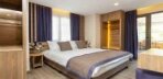 Balkonlu Double Superior Room - Kara Manzaralı Görseli