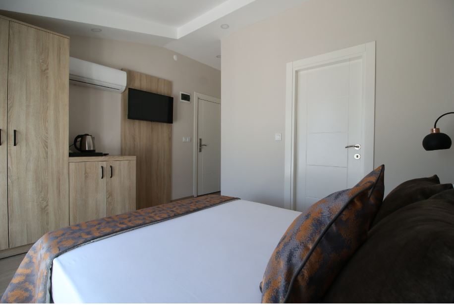 Deniz Otel
