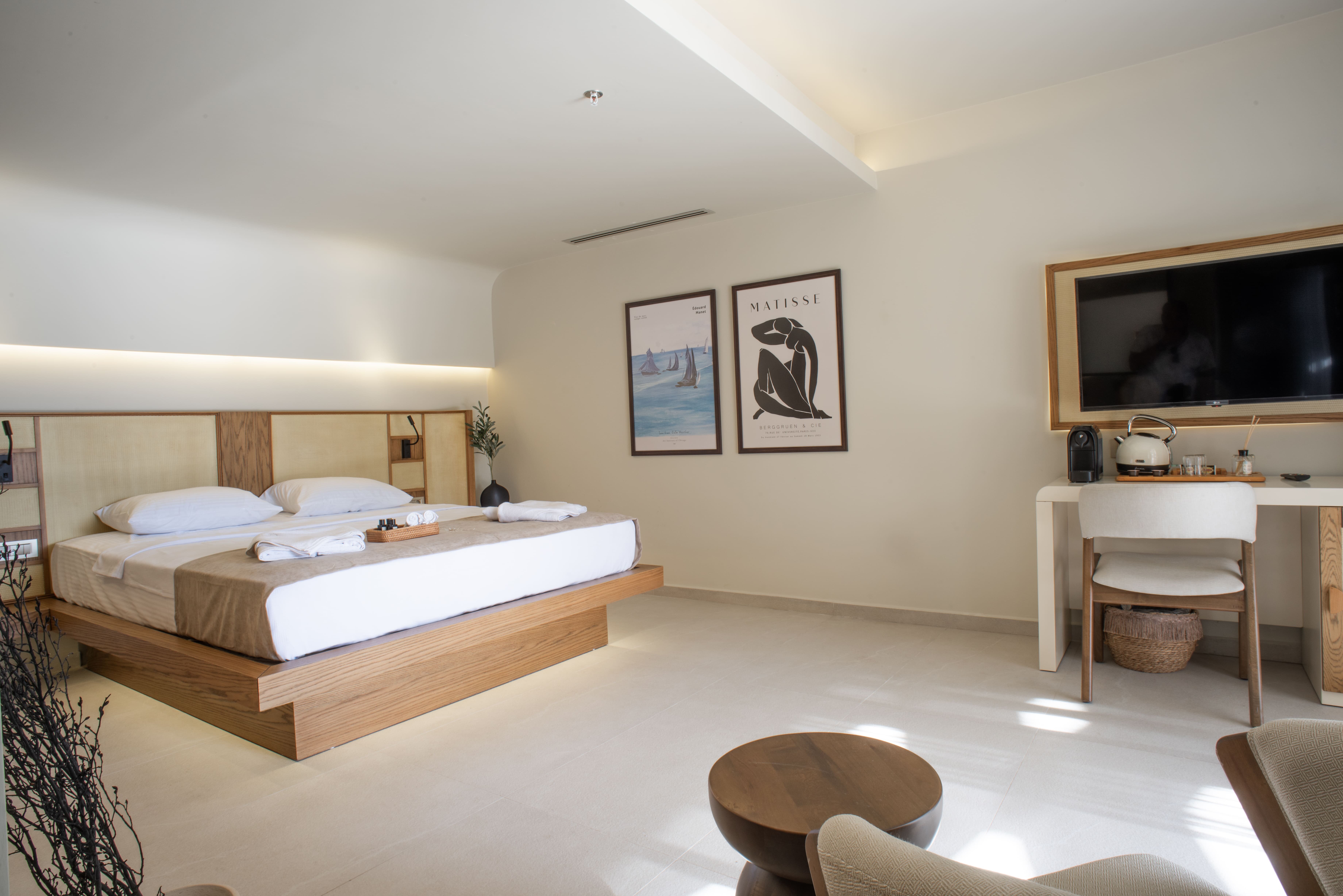 Standart Kısmi Deniz Manzaralı Oda
