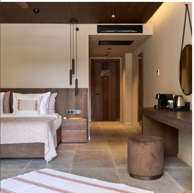 Jacaranda Luxury Hotel