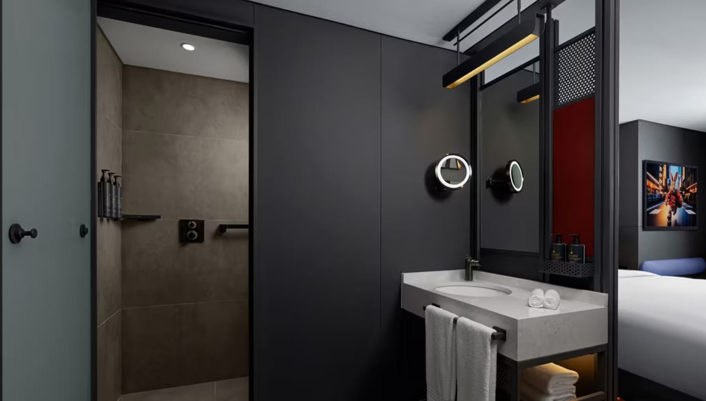 Aloft İstanbul Karaköy by Marriott · 45