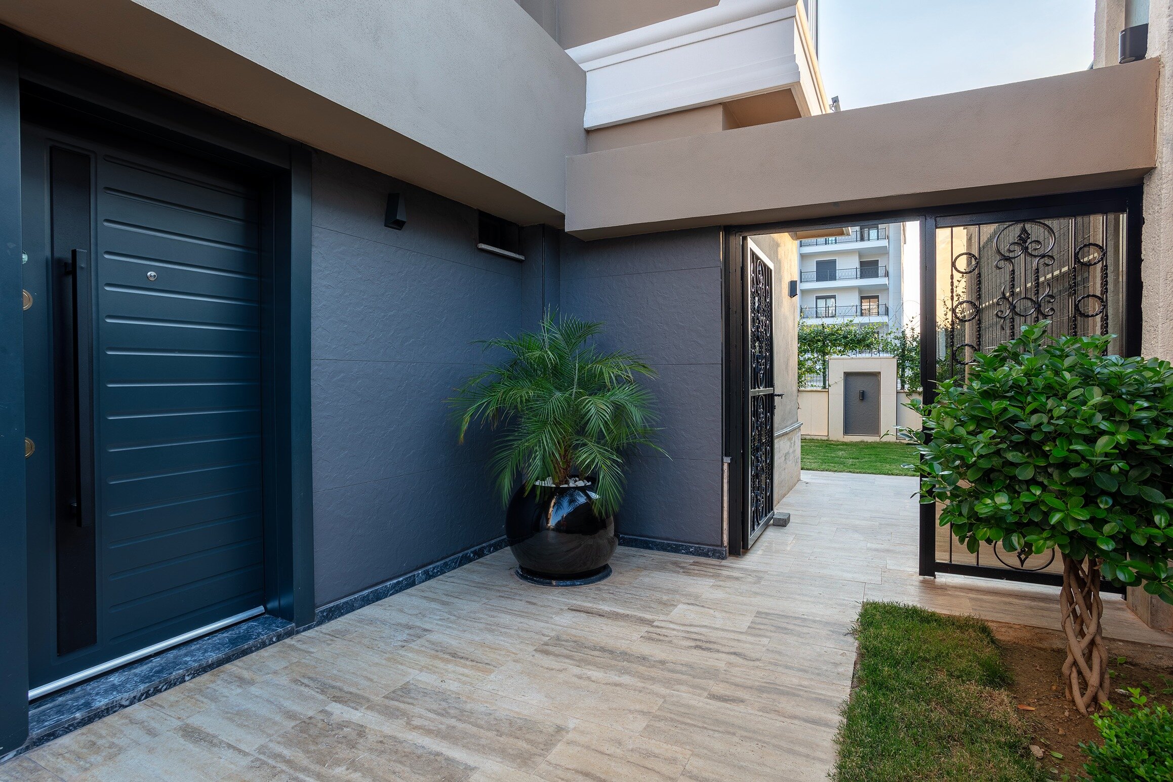 Premium Suite (Private Pool & Garden)