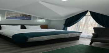 Asgard Hotel · 37