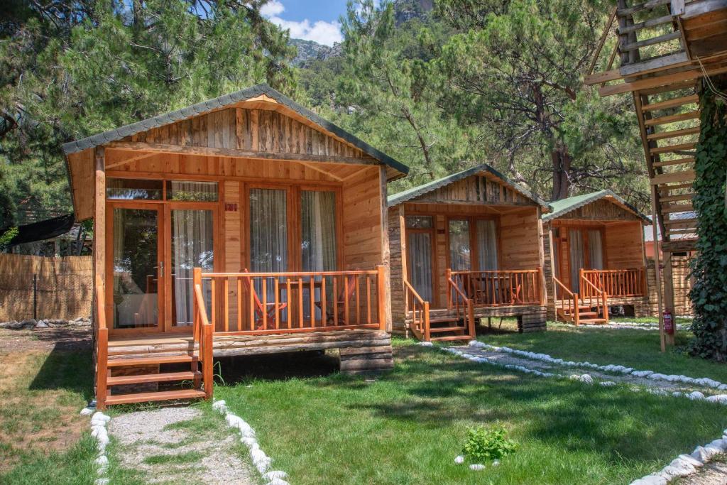 Cedar Bungalow