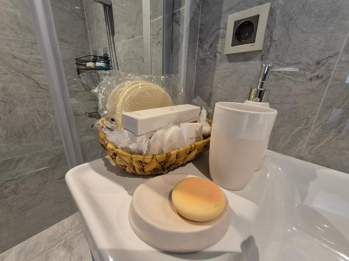Deluxe Oda, Sokak ve Bahçe Manzaralı