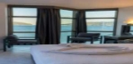 Suit Deniz Manzaralı Oda Görseli