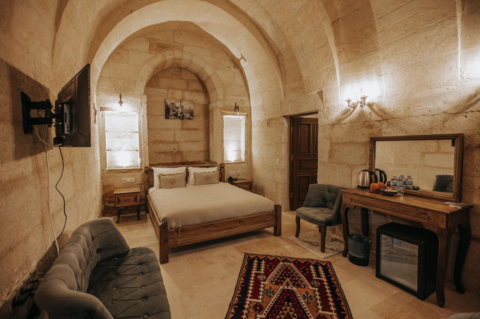 Stone Arch Room