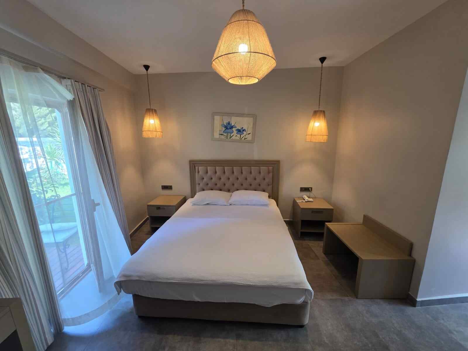 Superior Room with Garden View