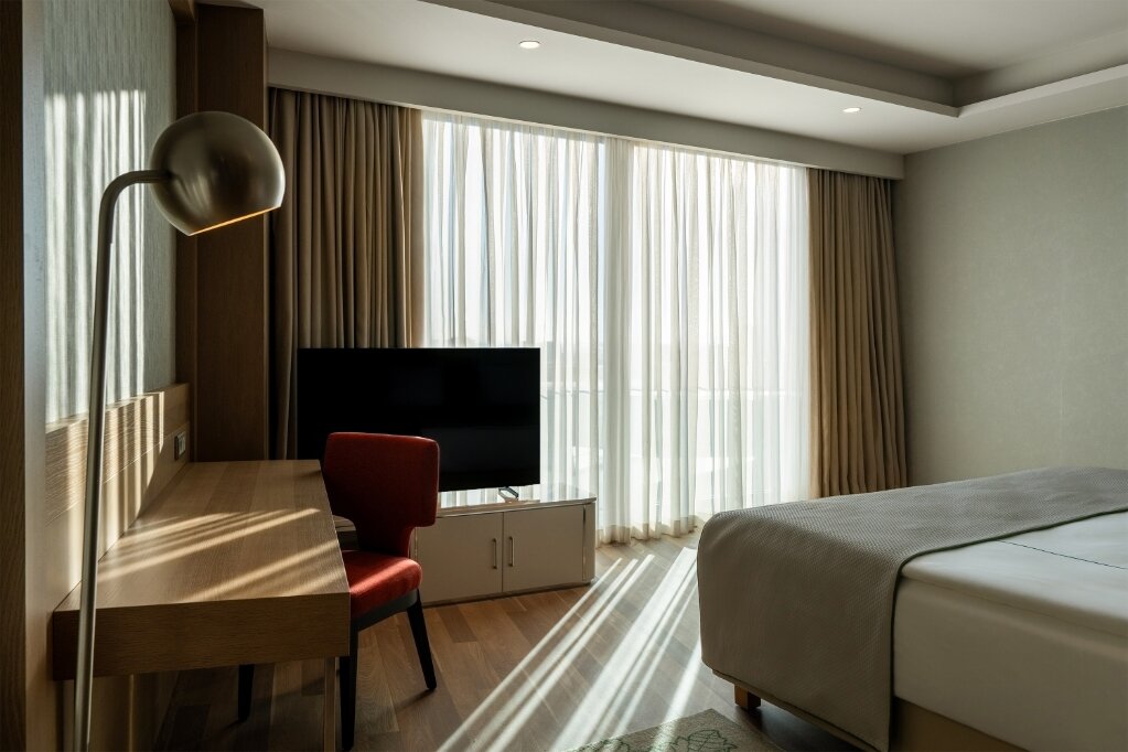 Executive Thermal Family Suite
