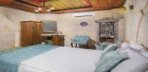Courtyard Suite with Jacuzzi Görseli