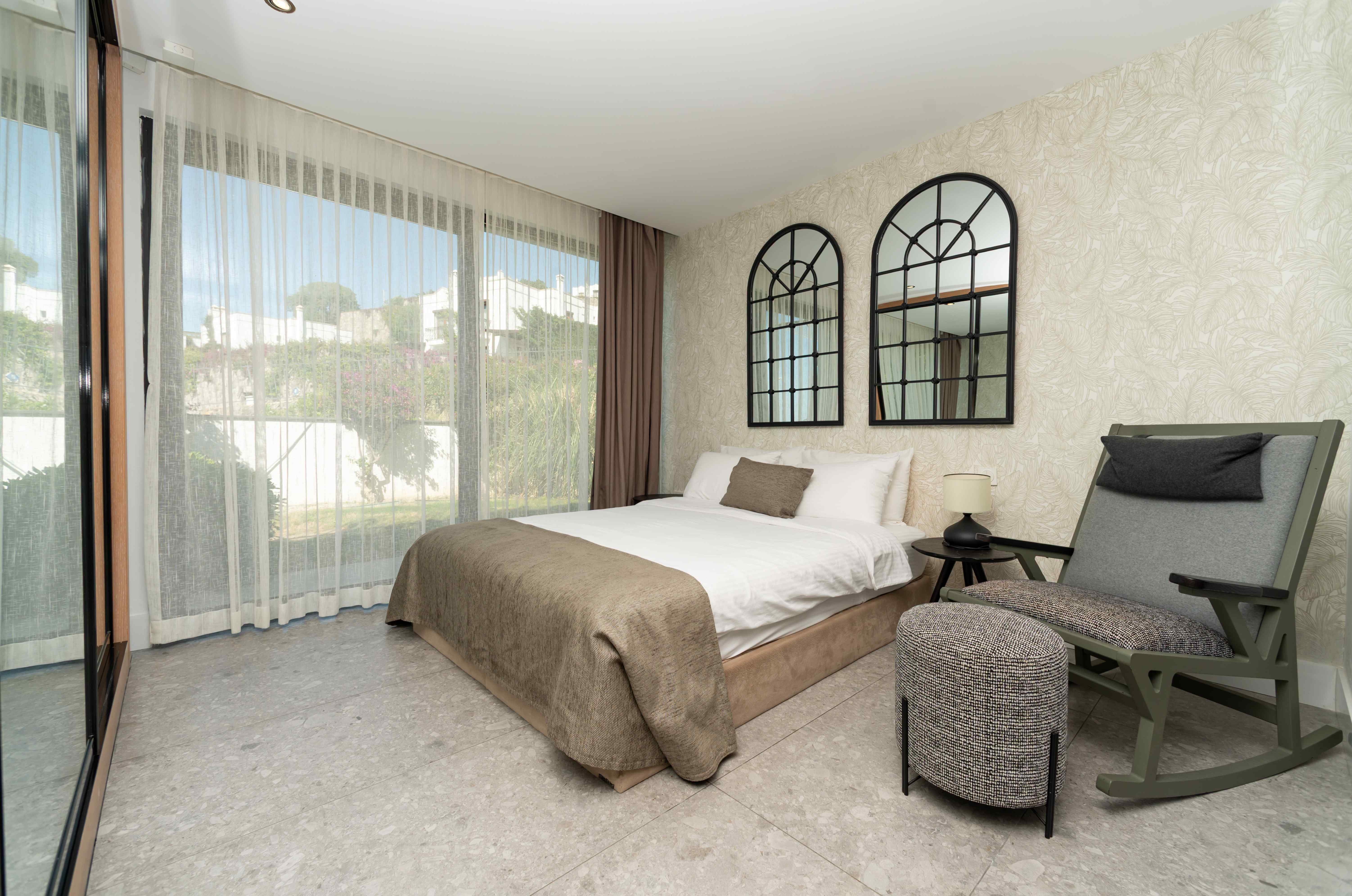 Marinhill Villa