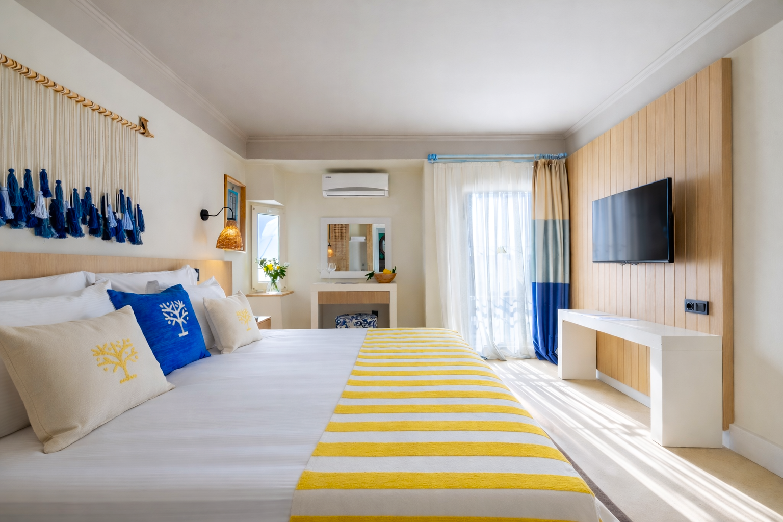 Aegean Club Room - Sea & Islands View