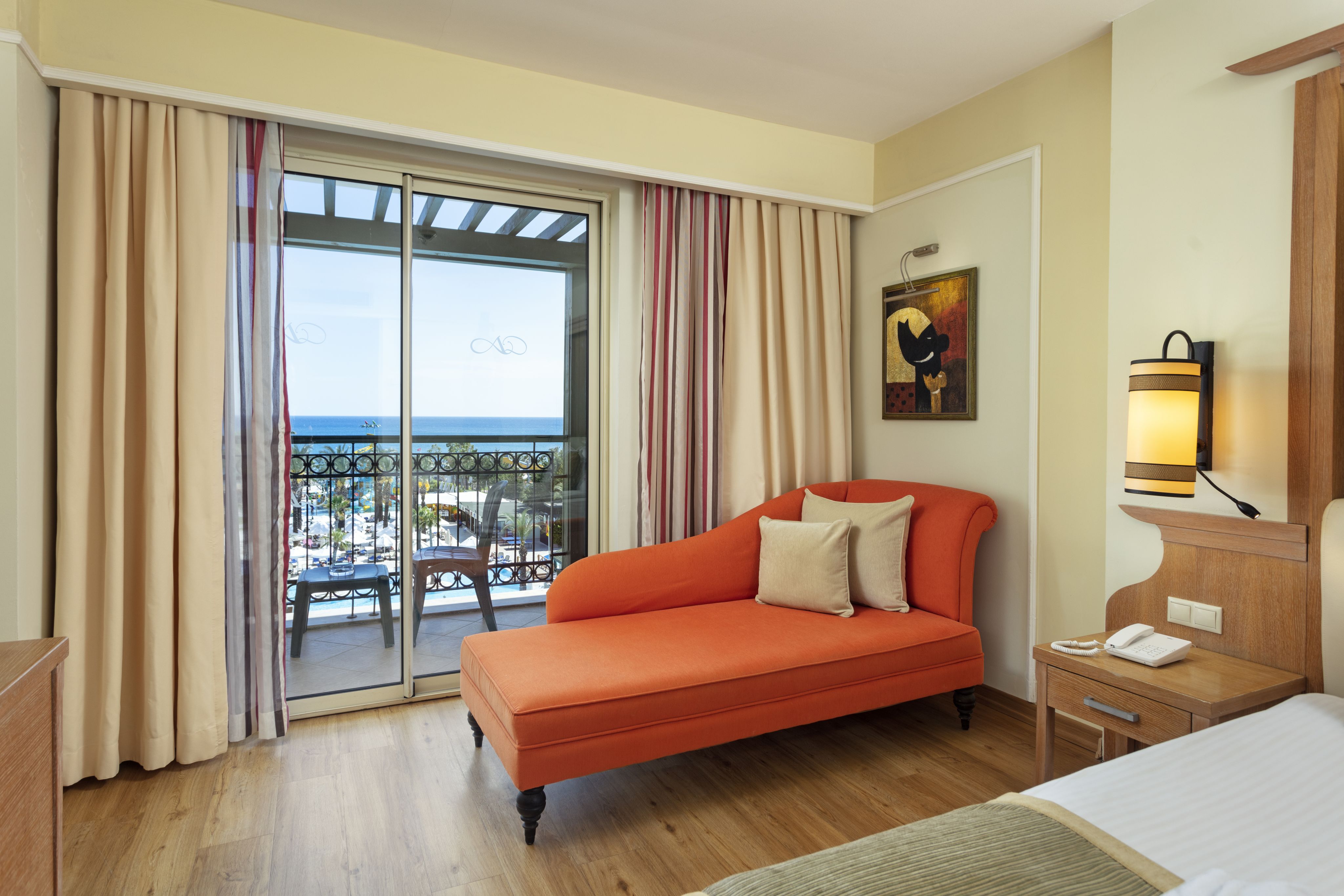 Standard Room, Partial Sea View