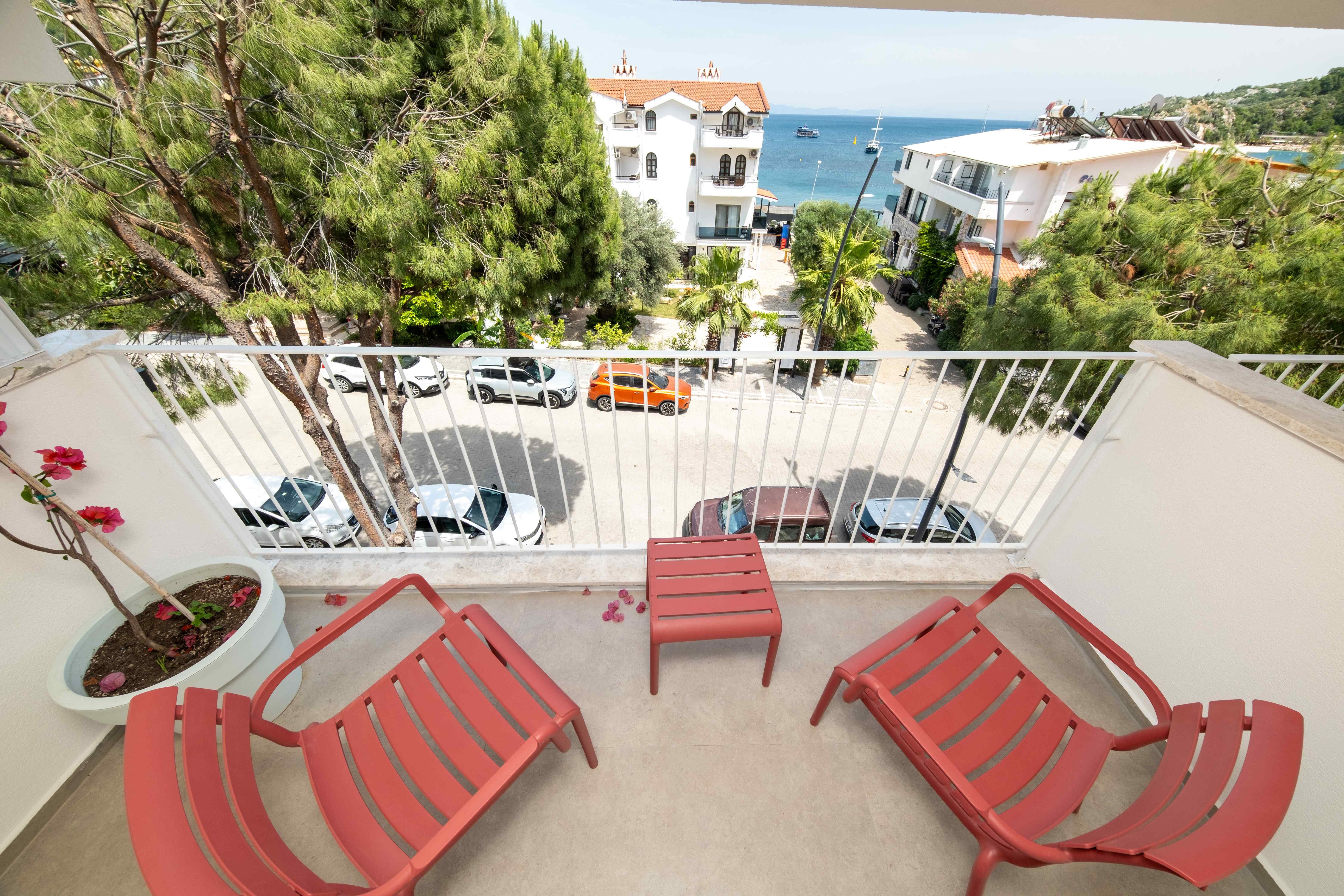 Deniz Manzaralı 2+1 Deluxe Suite