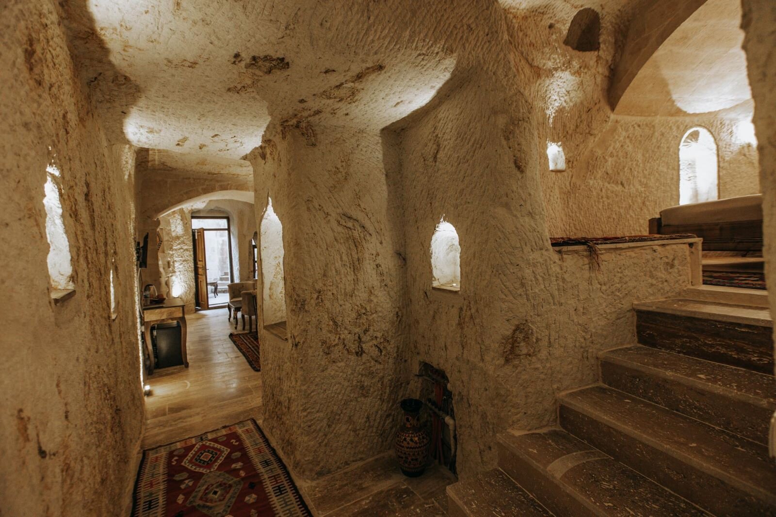Dublex Cave Room