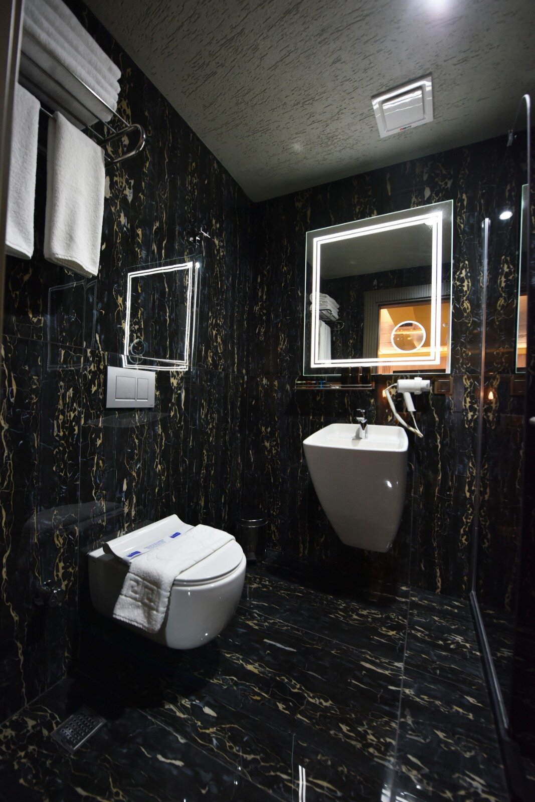 Bayberd Hotel
