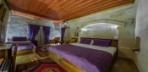 Deluxe Cave Room Görseli