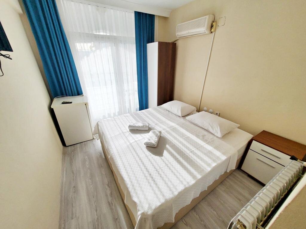 Blue Topas Otel
