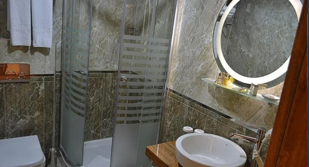 Enliva Hotel