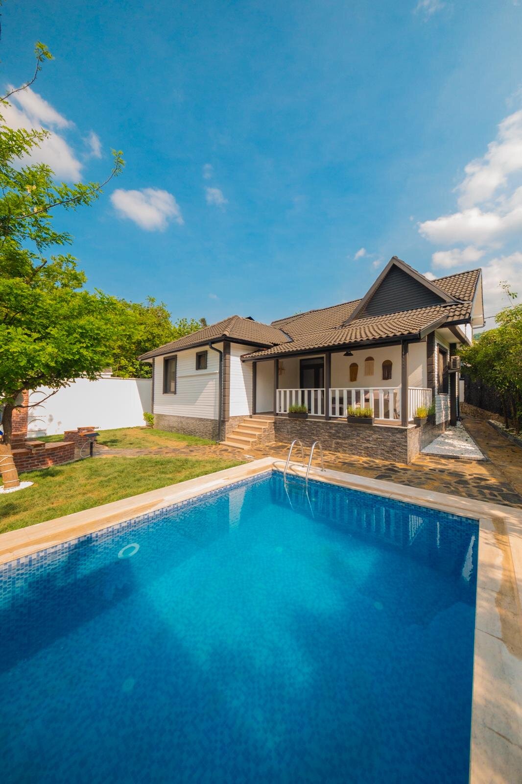 Ck Villa