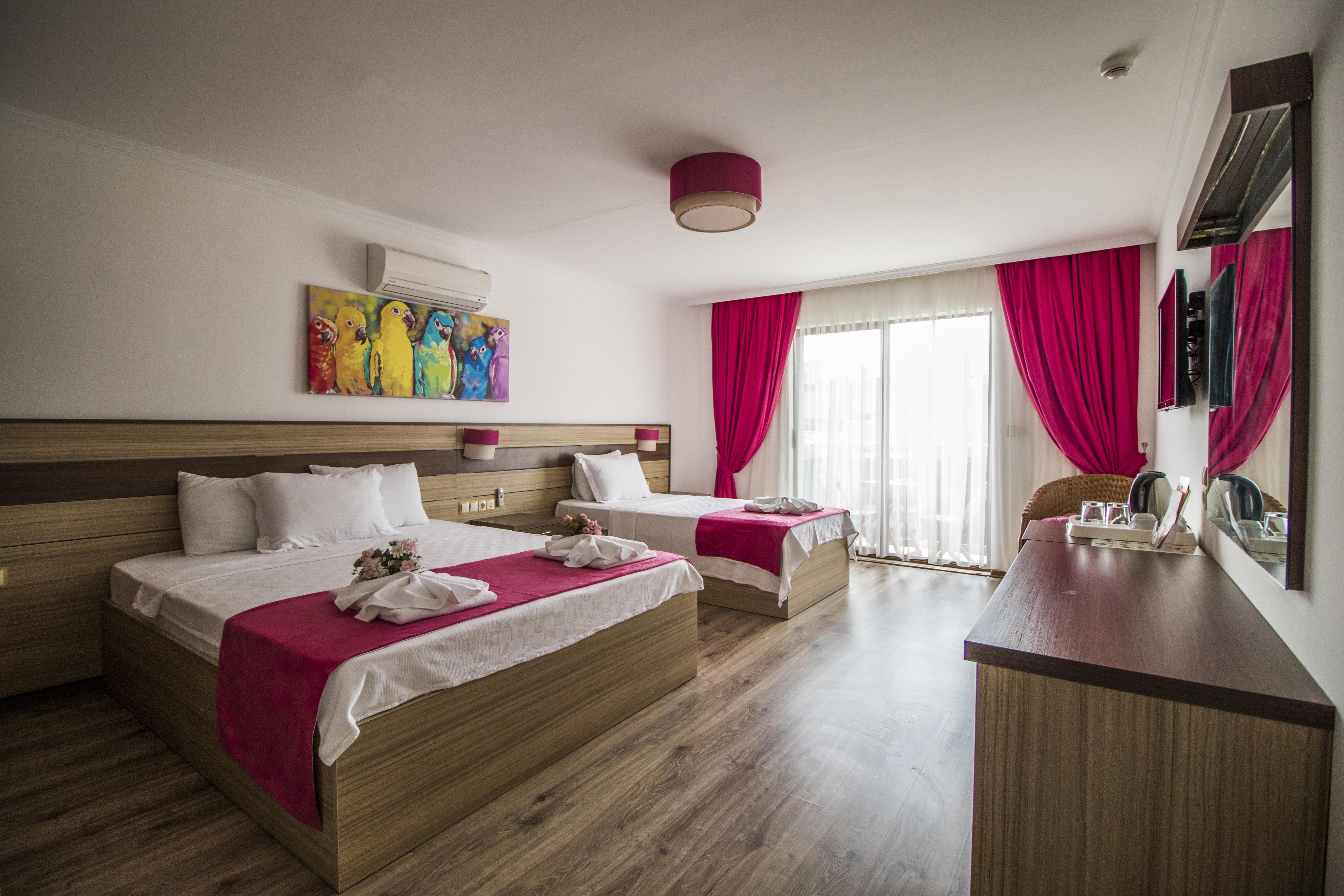 Standard Room (3 Person)