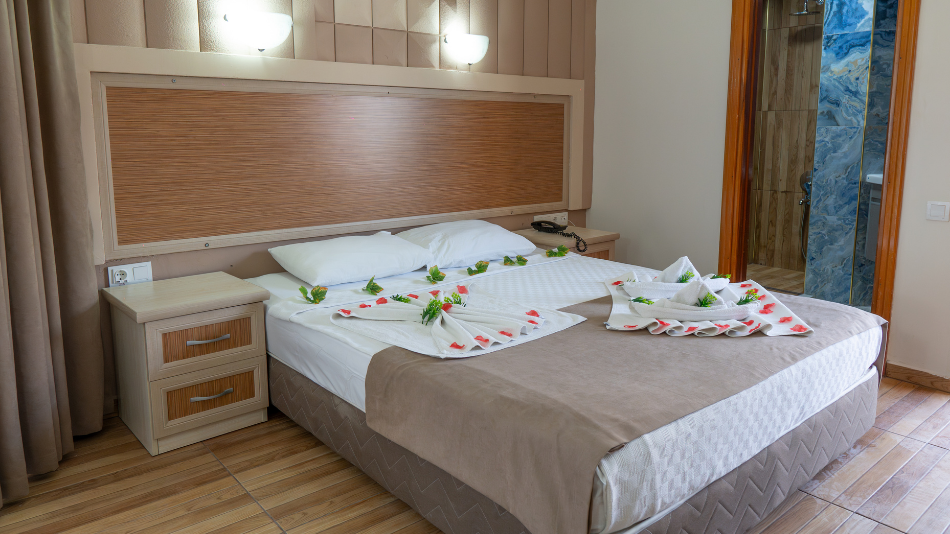 Single Room (1 Person)