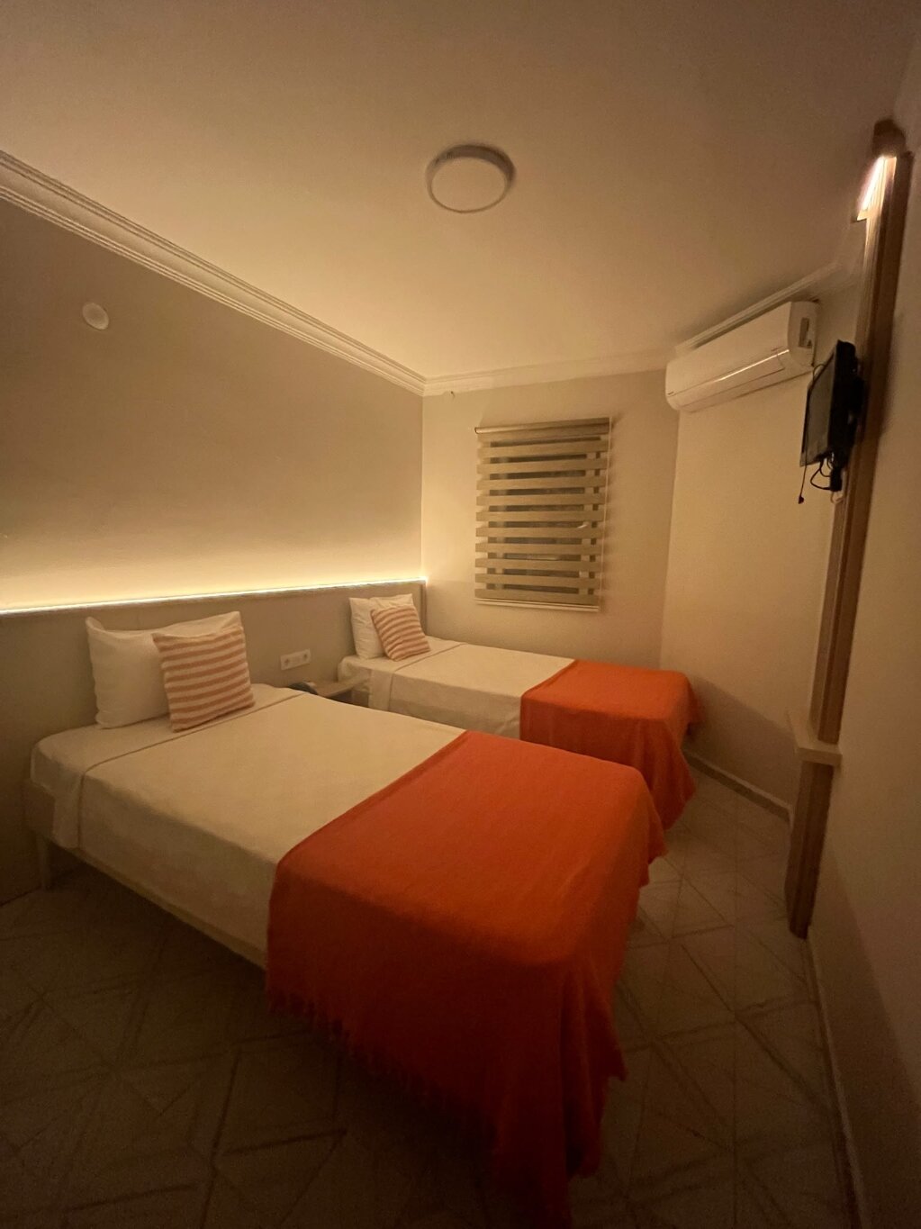 Deniz 61 Otel · 47