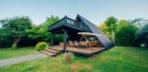 4 Kişilik Deluxe Teraslı Jakuzili  Bungalov Görseli