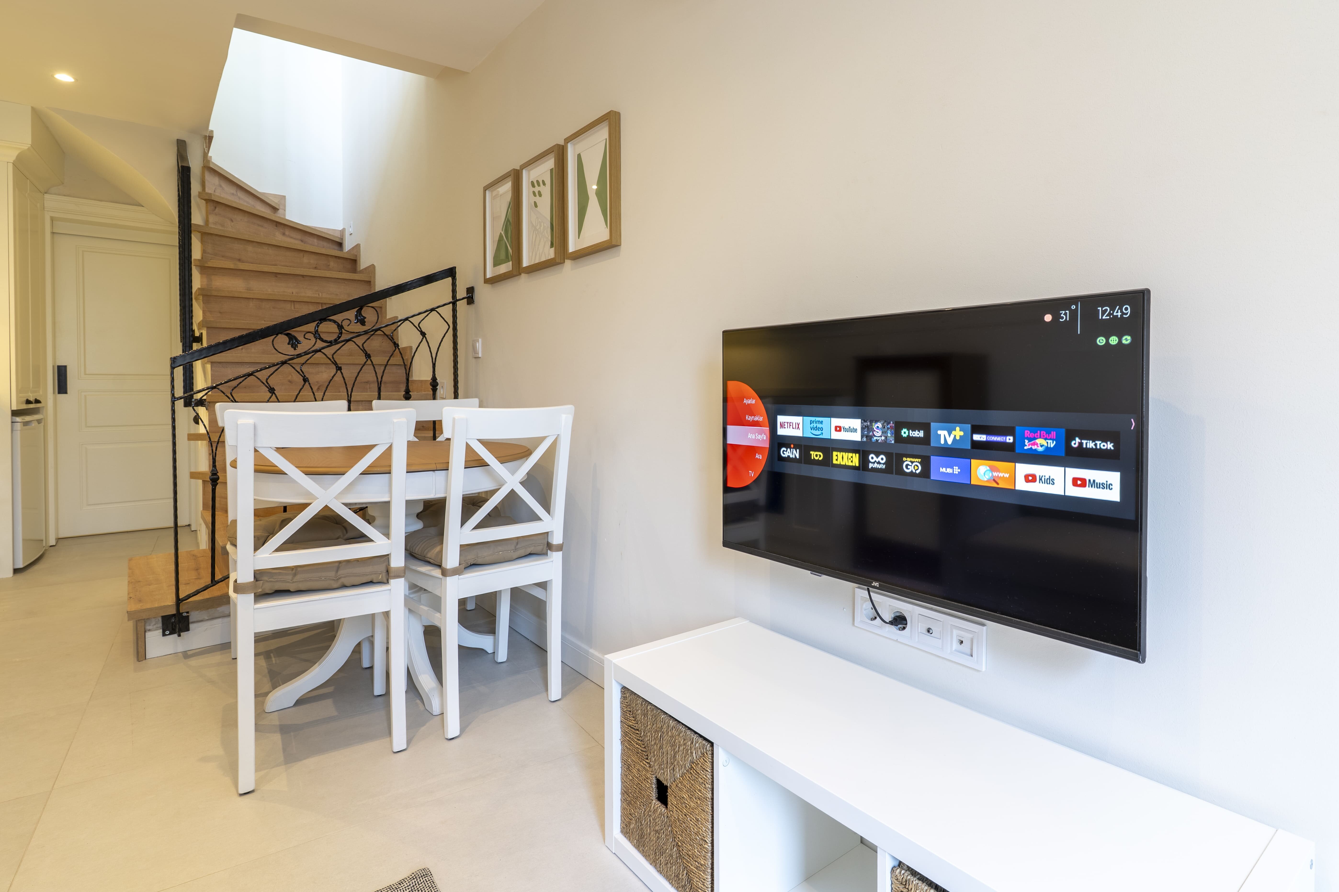 Naro Suites 3