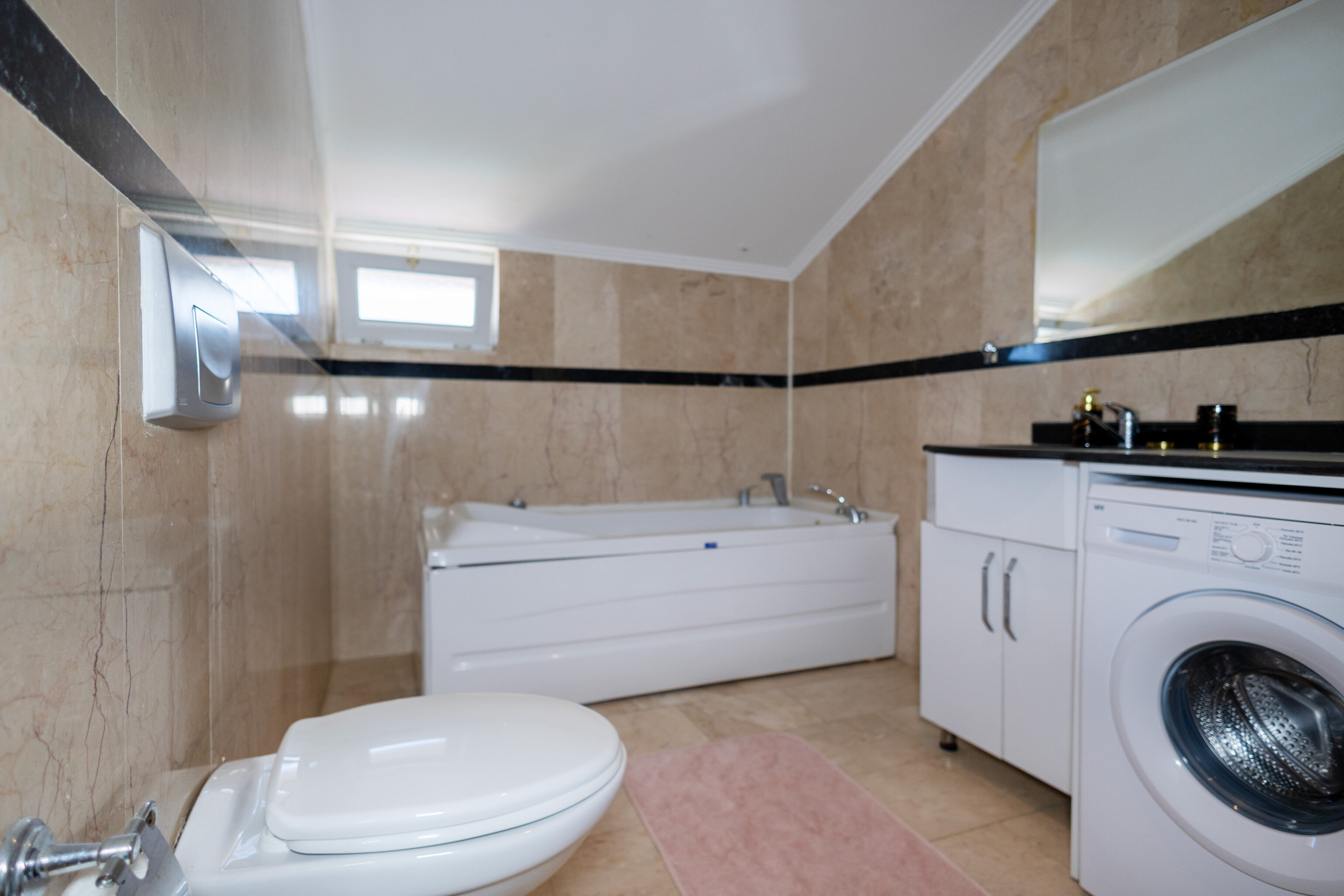 3+1 Standart Deniz Manzaralı Daire