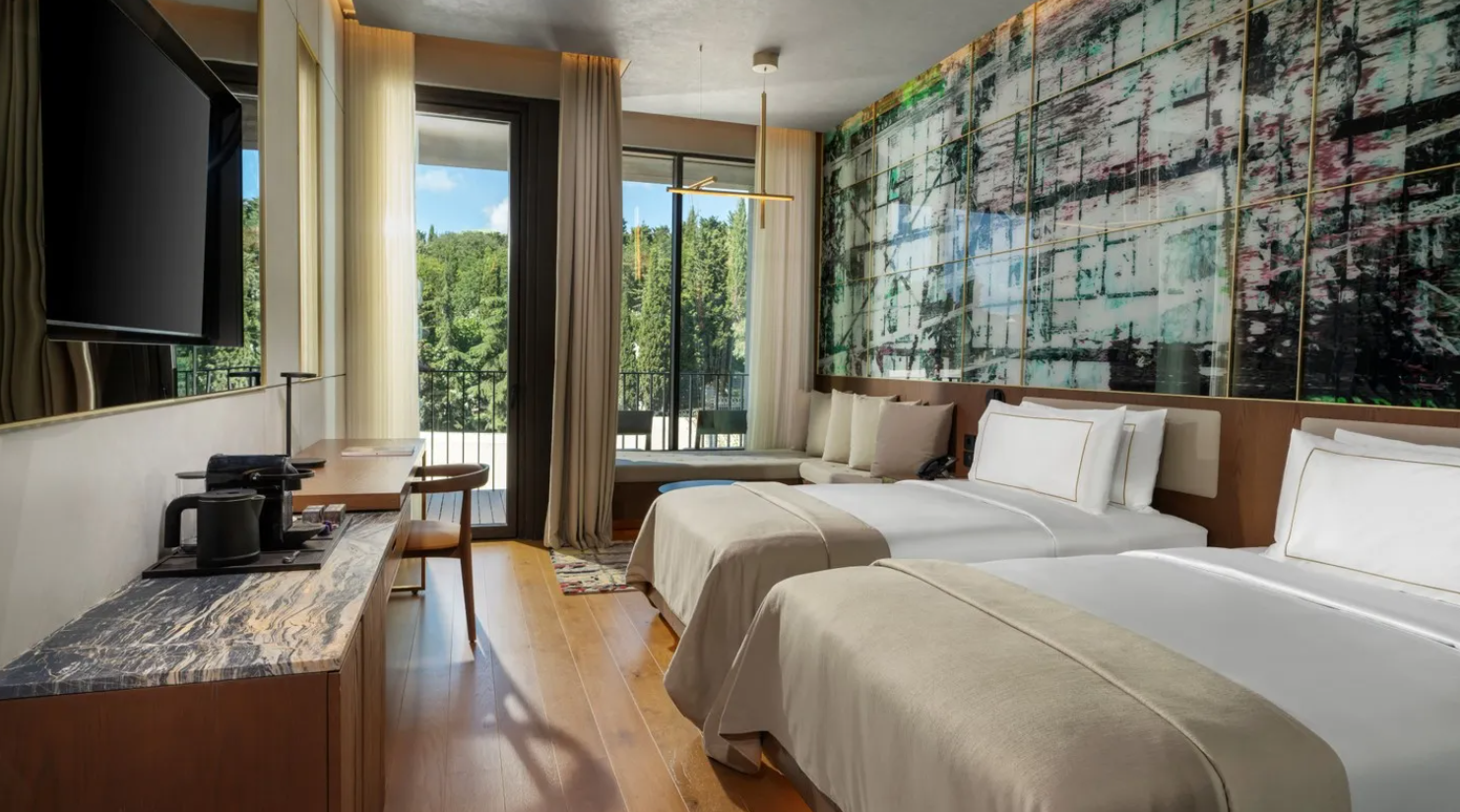 Rixos Tersane İstanbul + Nickelodeon Play Tersane Access · 4