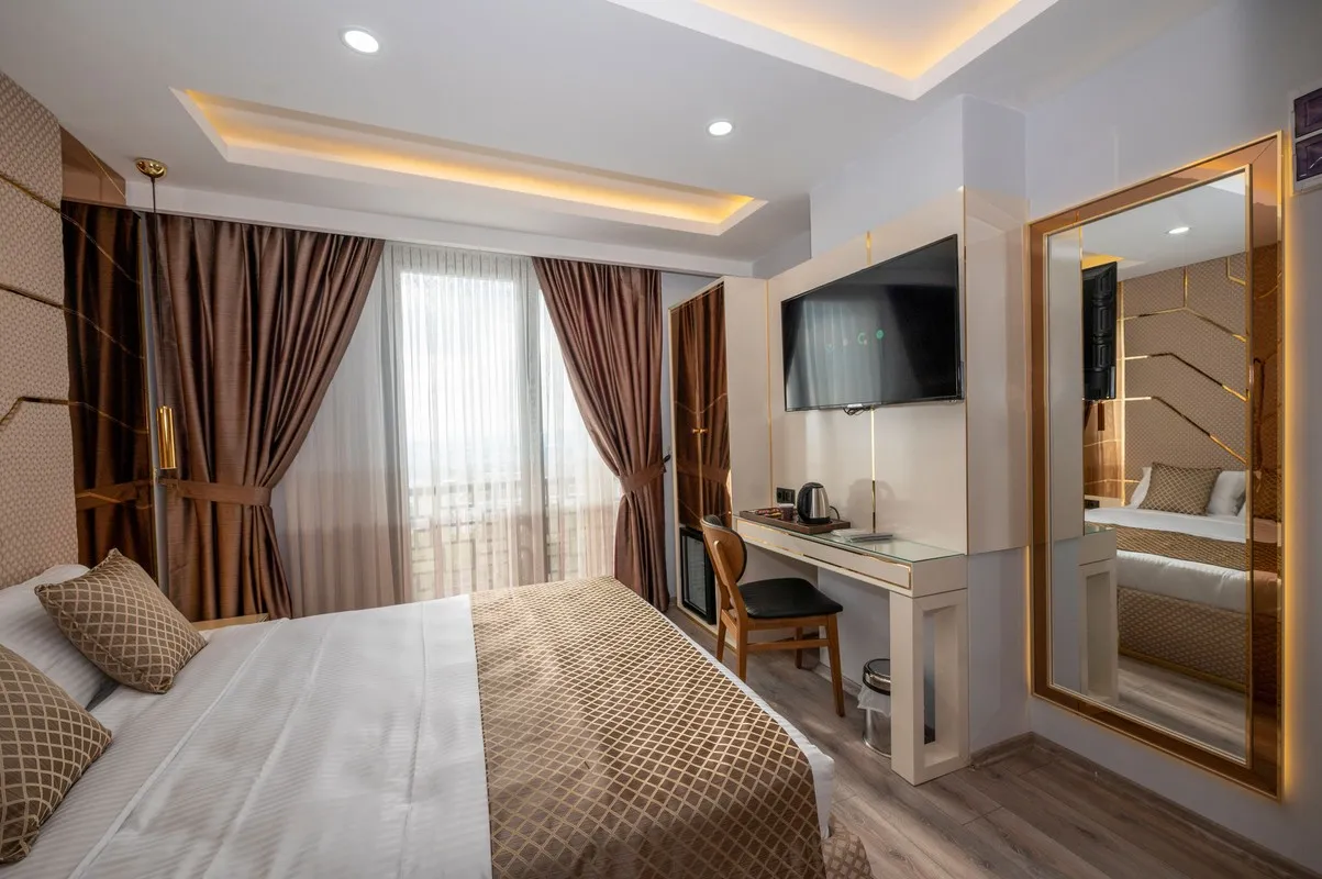Single Room (1 Person)