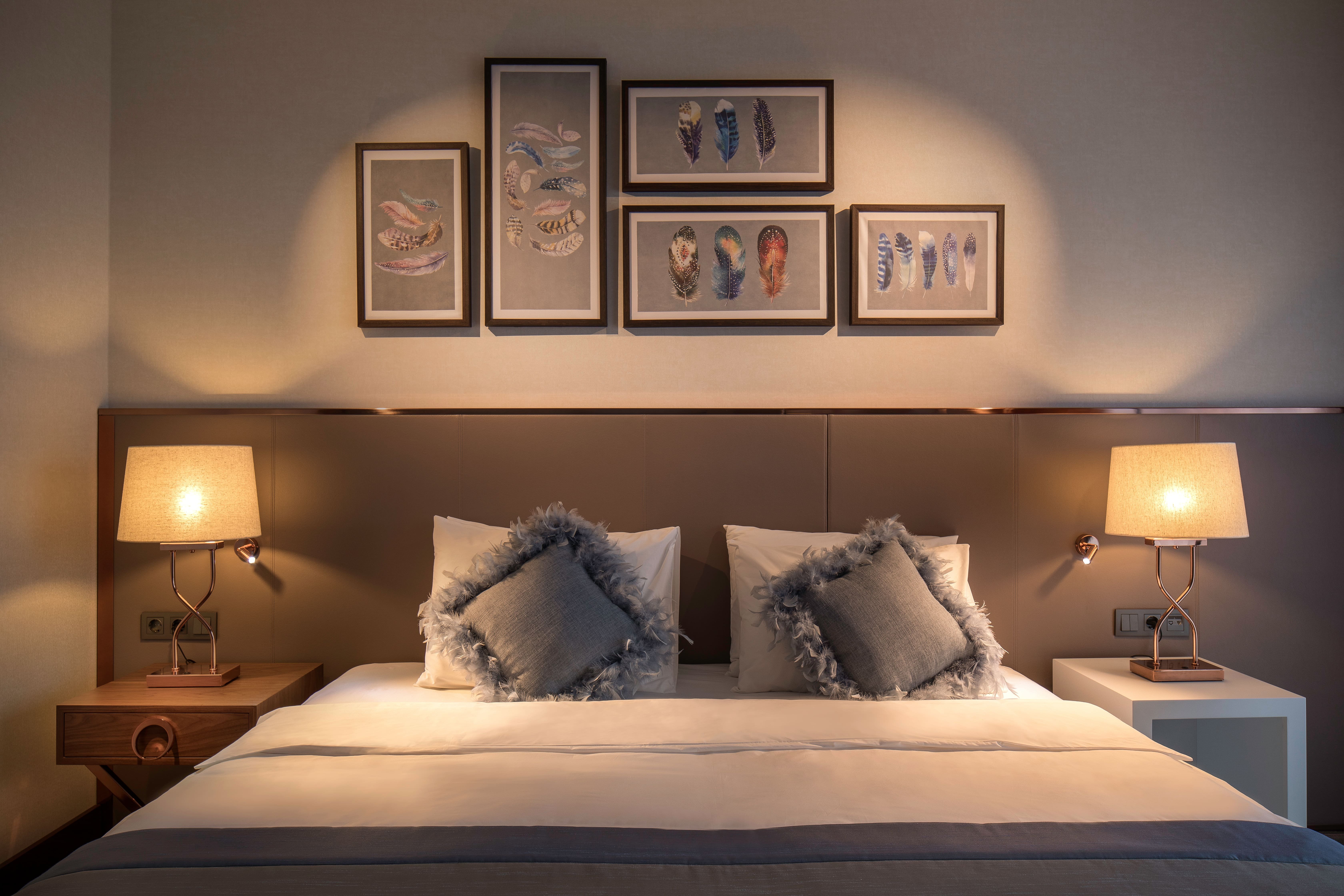 Lionel Hotel · 12